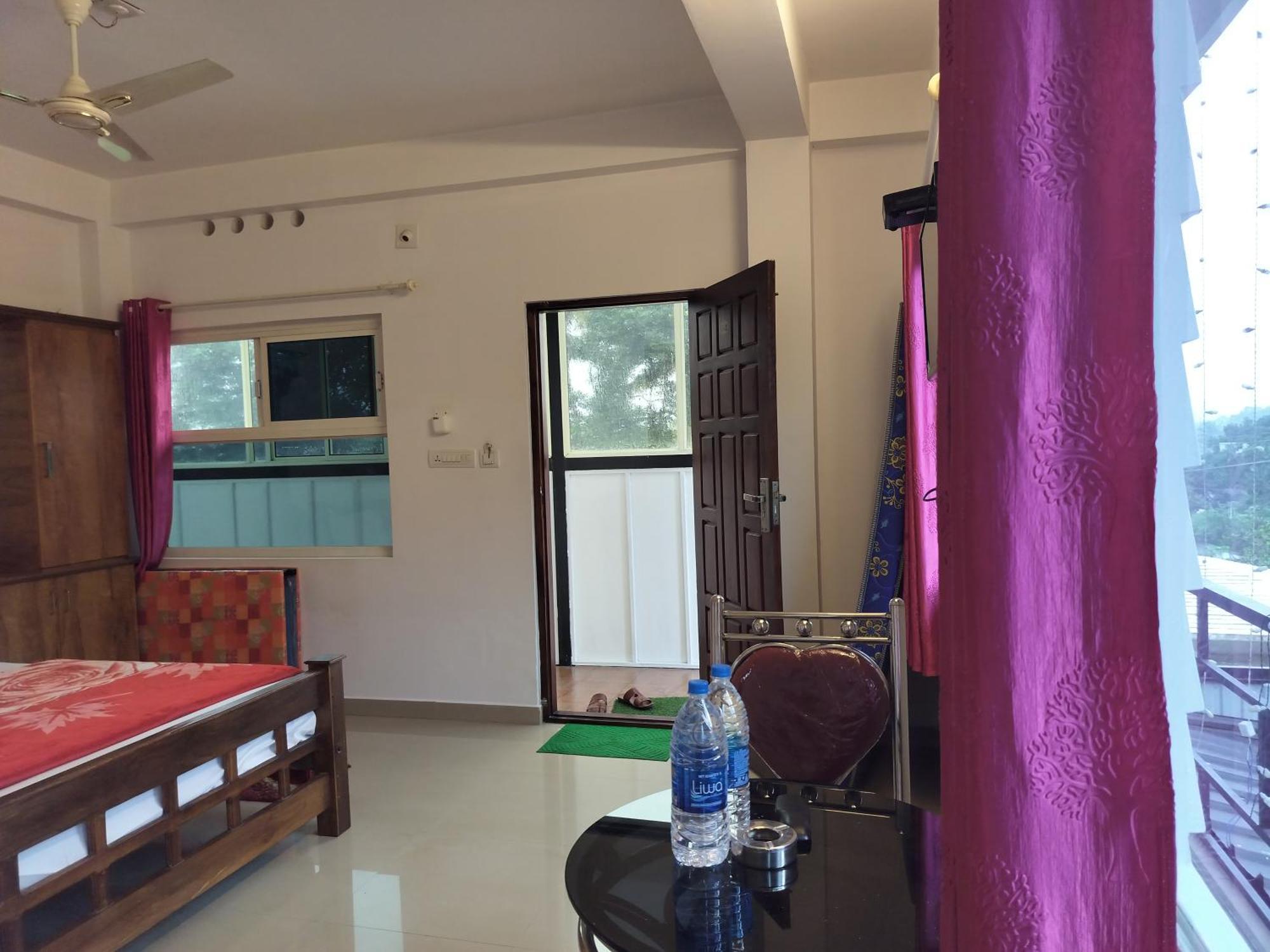 Himadri Munnar Holidays Bagian luar foto