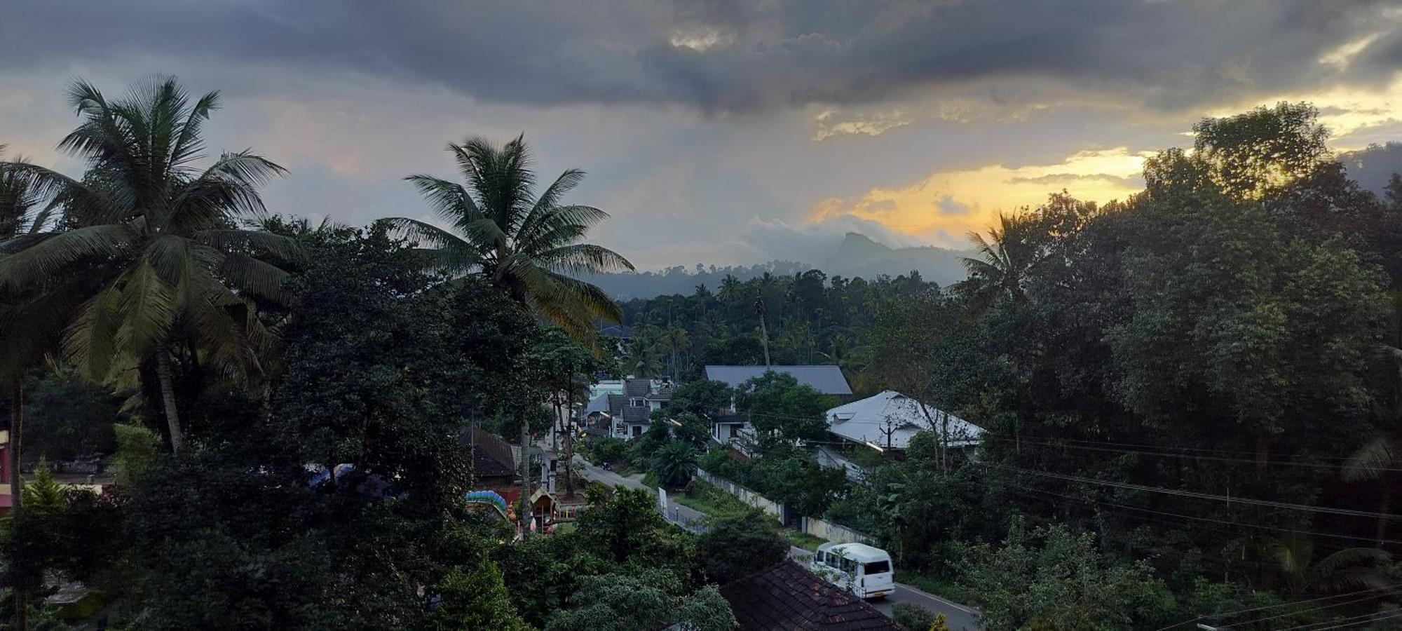 Himadri Munnar Holidays Bagian luar foto