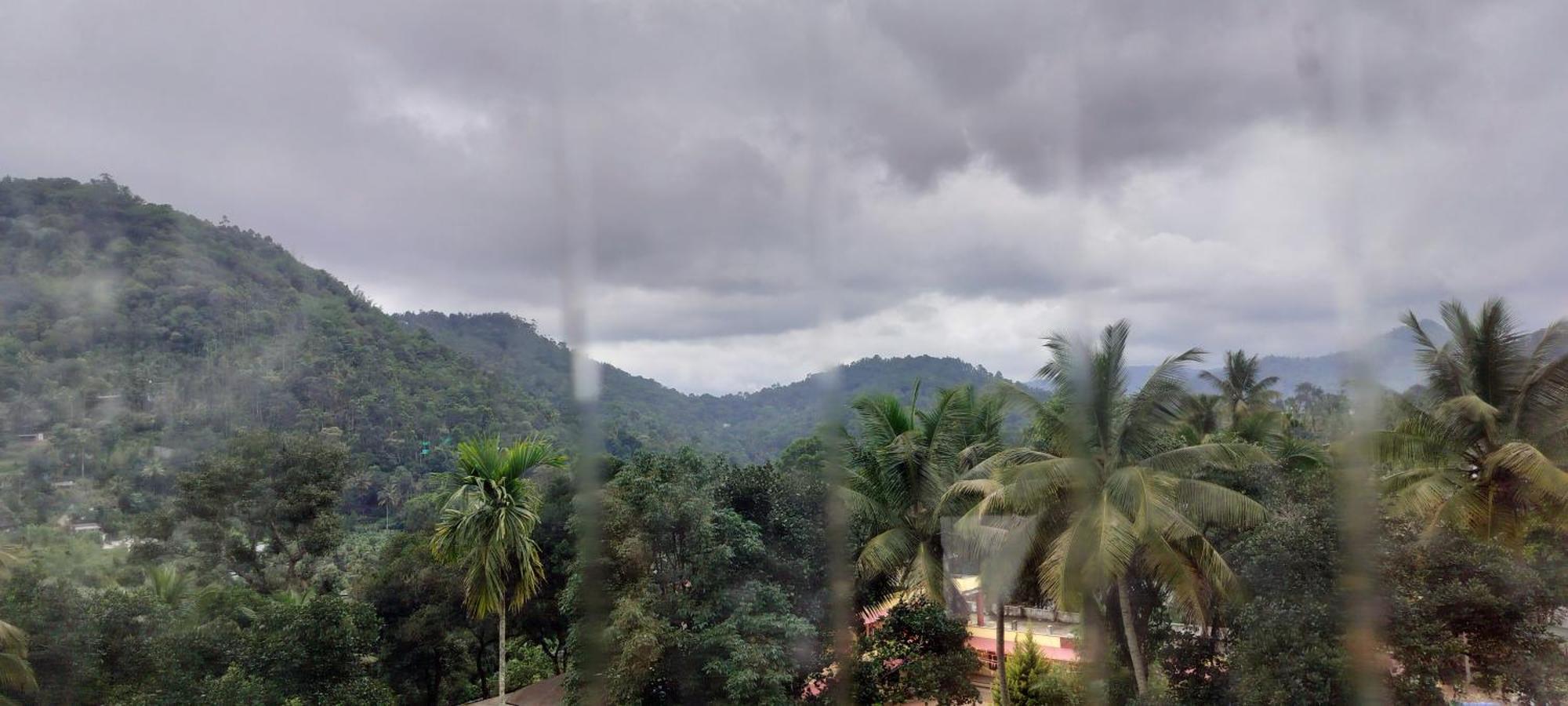 Himadri Munnar Holidays Bagian luar foto