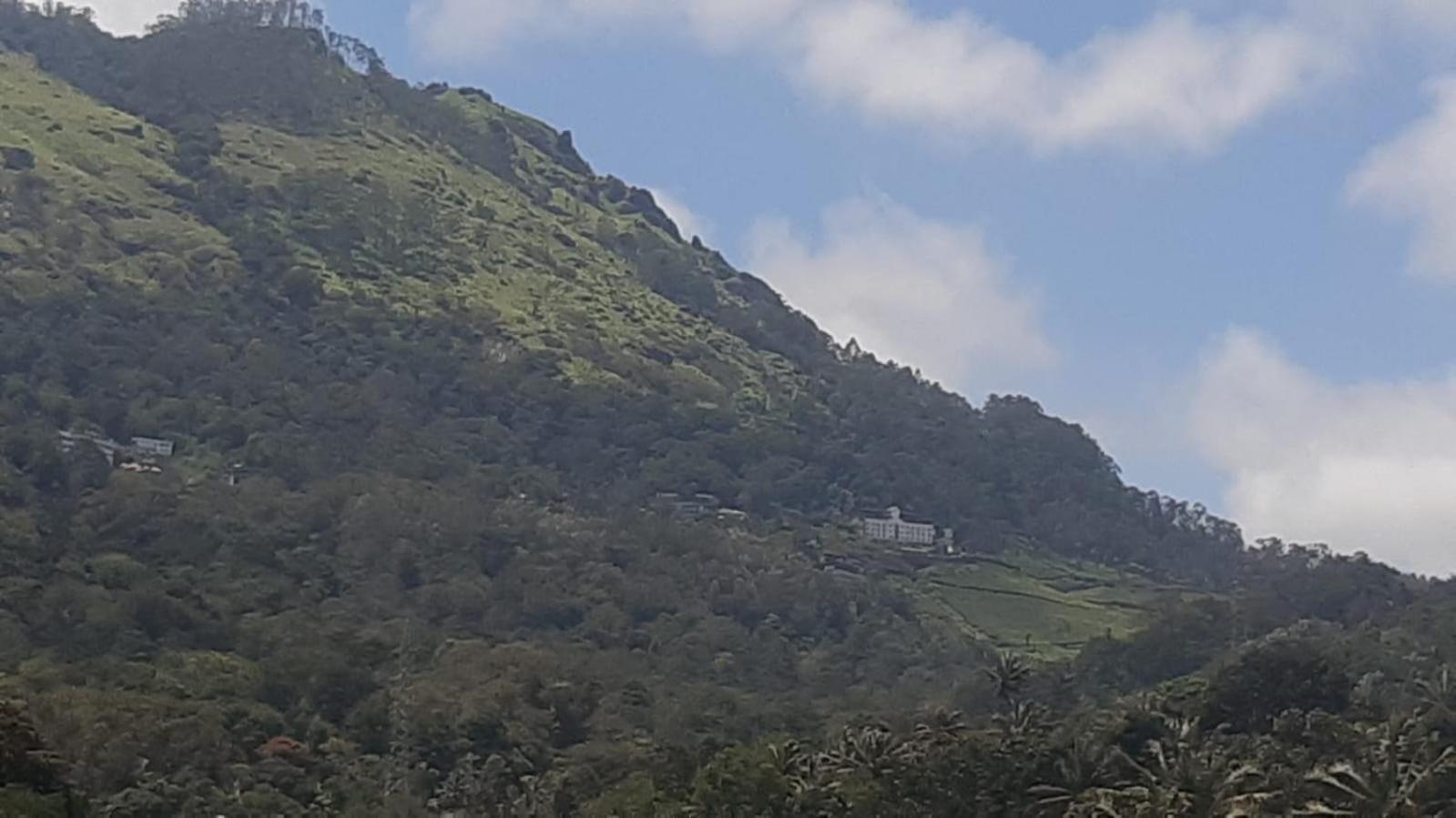 Himadri Munnar Holidays Bagian luar foto